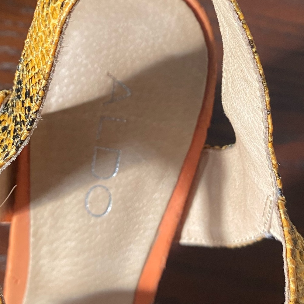 Aldo 5” heel sandal - Picture 4 of 7